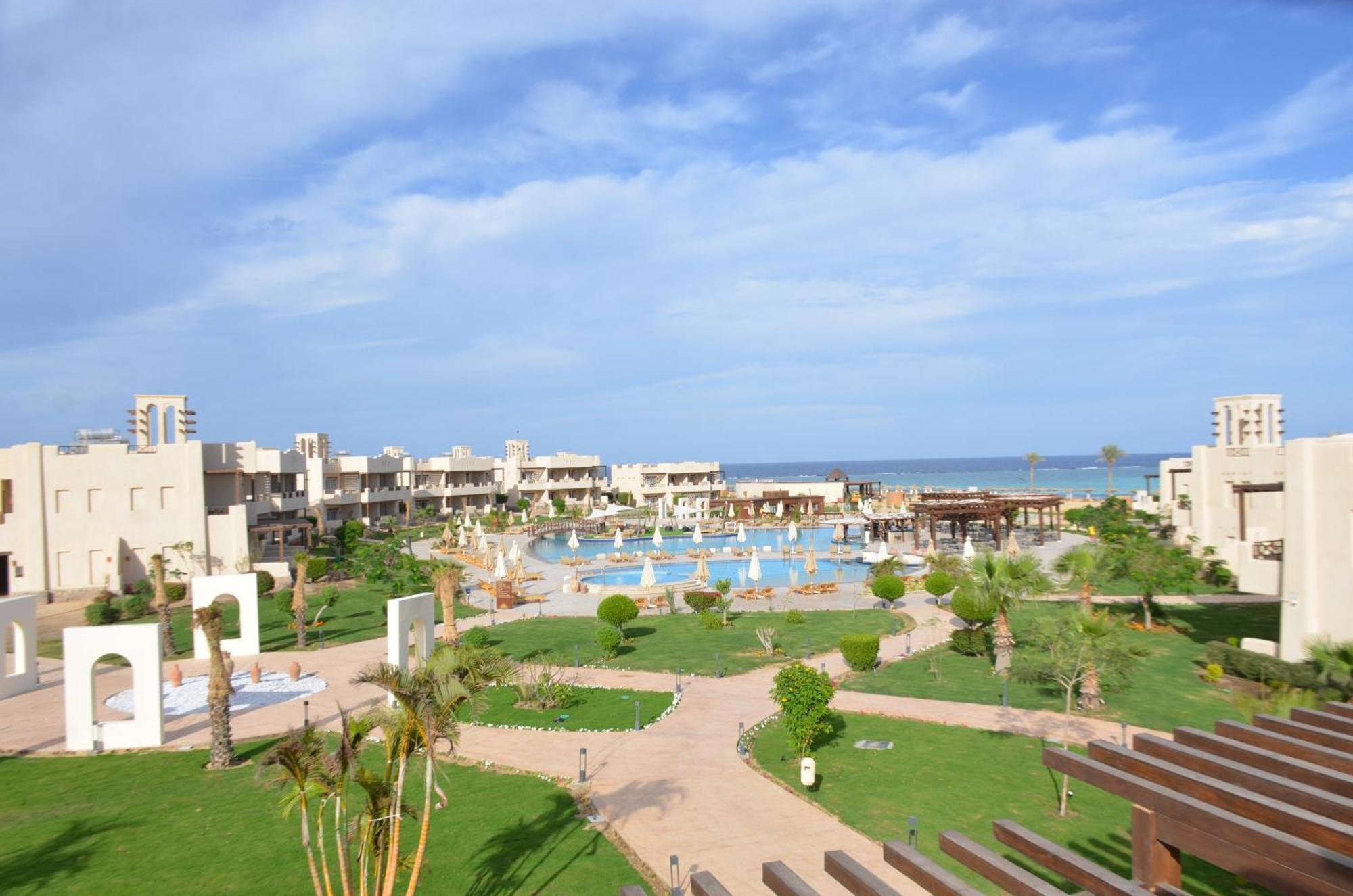 True Beach Resort Marsa Alam Esterno foto